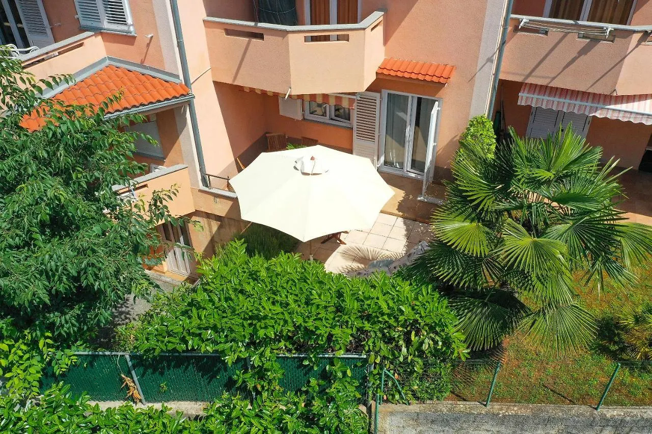 Moro Malinska Apartment
